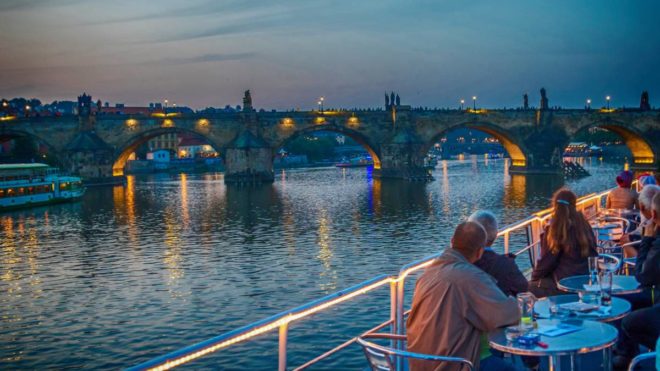 dîner croisière musique à Prague