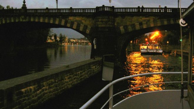 dîner croisière avec musique à Prague